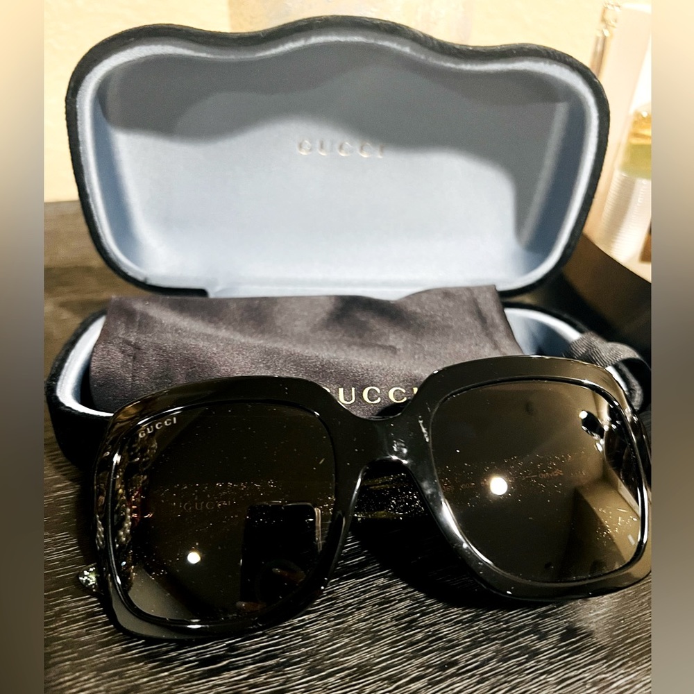 Authentic Gorgeous Gucci Sunglasses